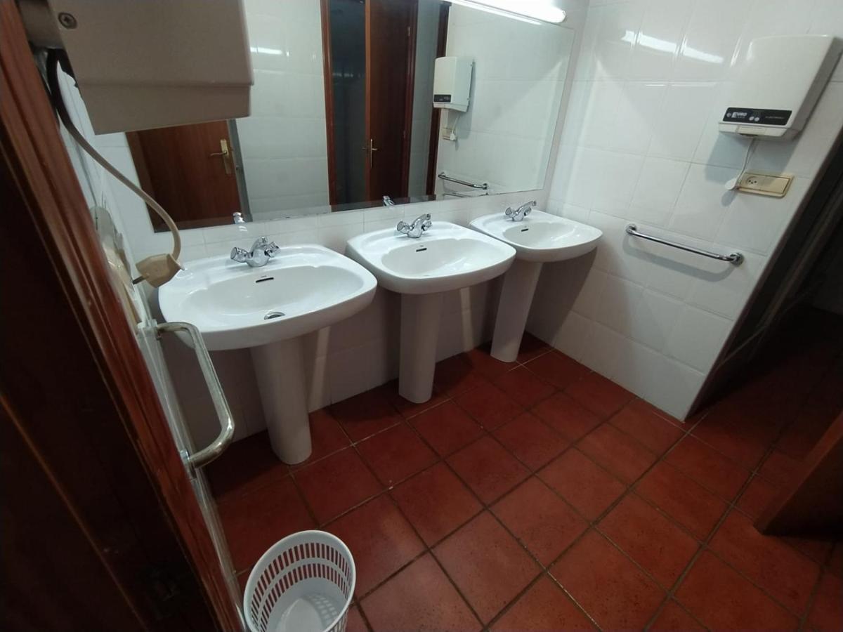 Albergue De Nuestra Senora Carrasquedo Granon Εξωτερικό φωτογραφία