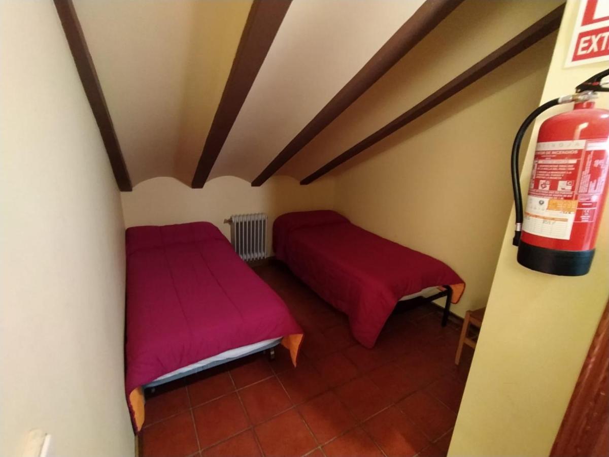 Albergue De Nuestra Senora Carrasquedo Granon Εξωτερικό φωτογραφία