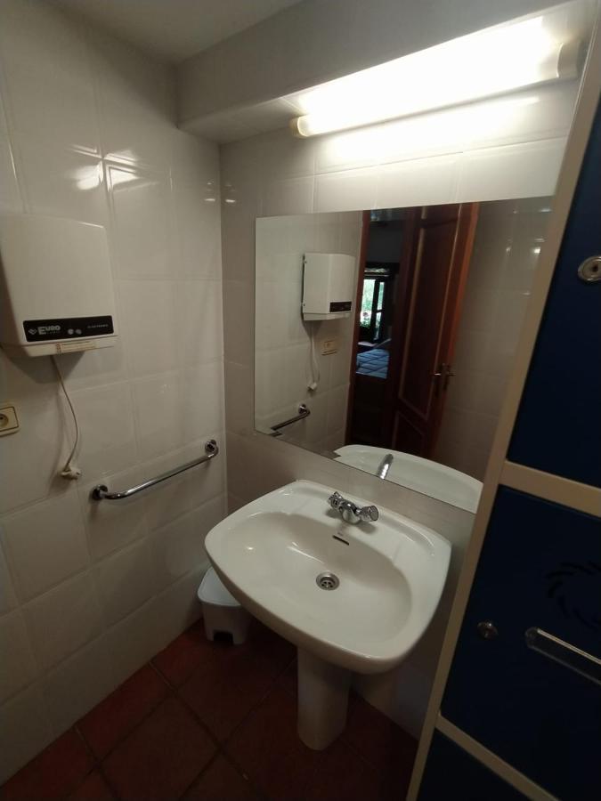 Albergue De Nuestra Senora Carrasquedo Granon Εξωτερικό φωτογραφία