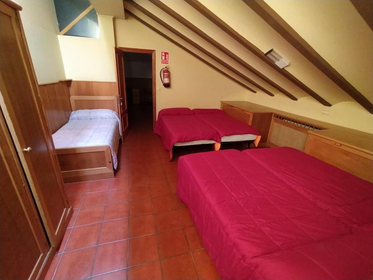Albergue De Nuestra Senora Carrasquedo Granon Εξωτερικό φωτογραφία